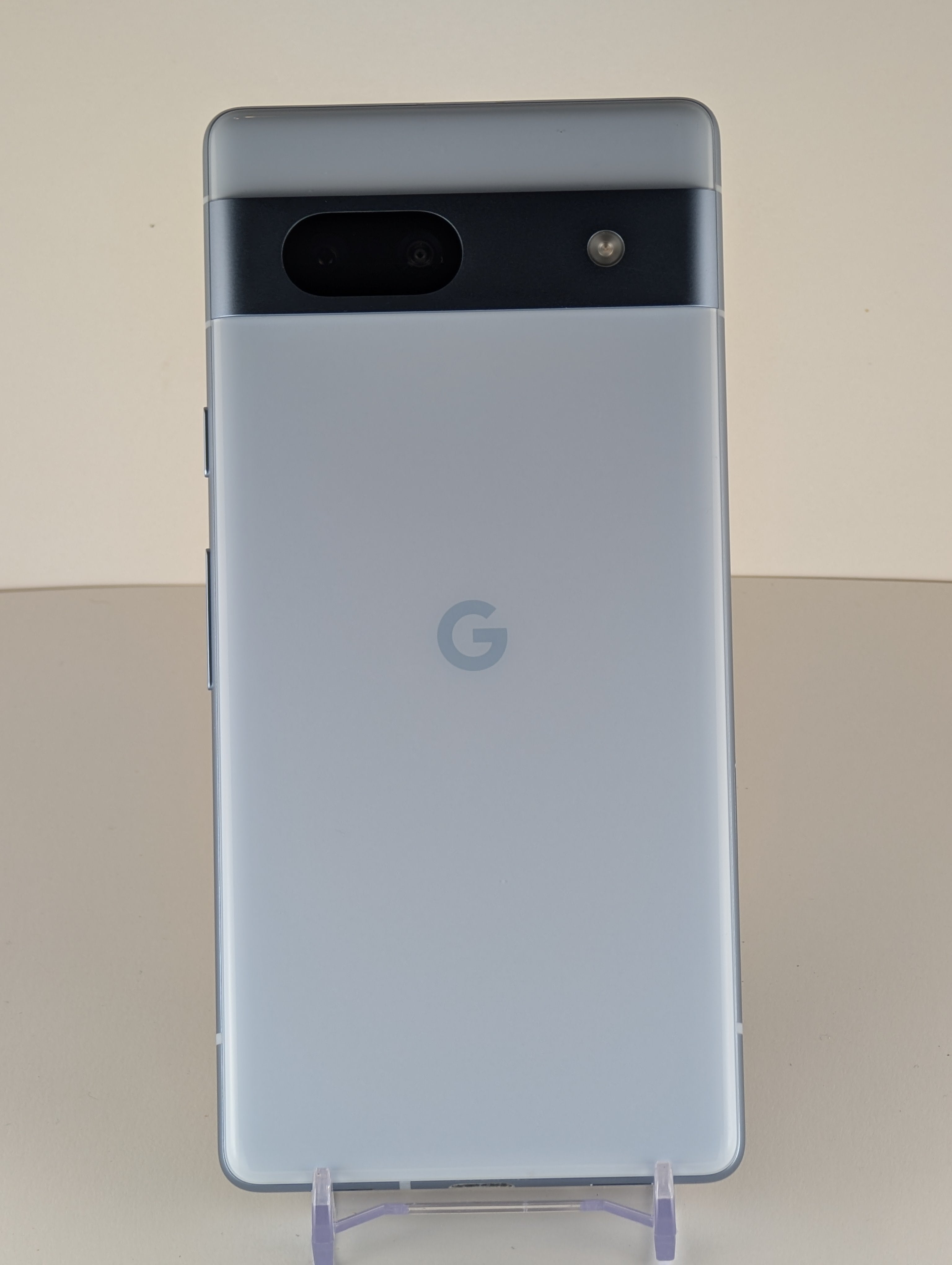 Degoogled Google Pixel 7a