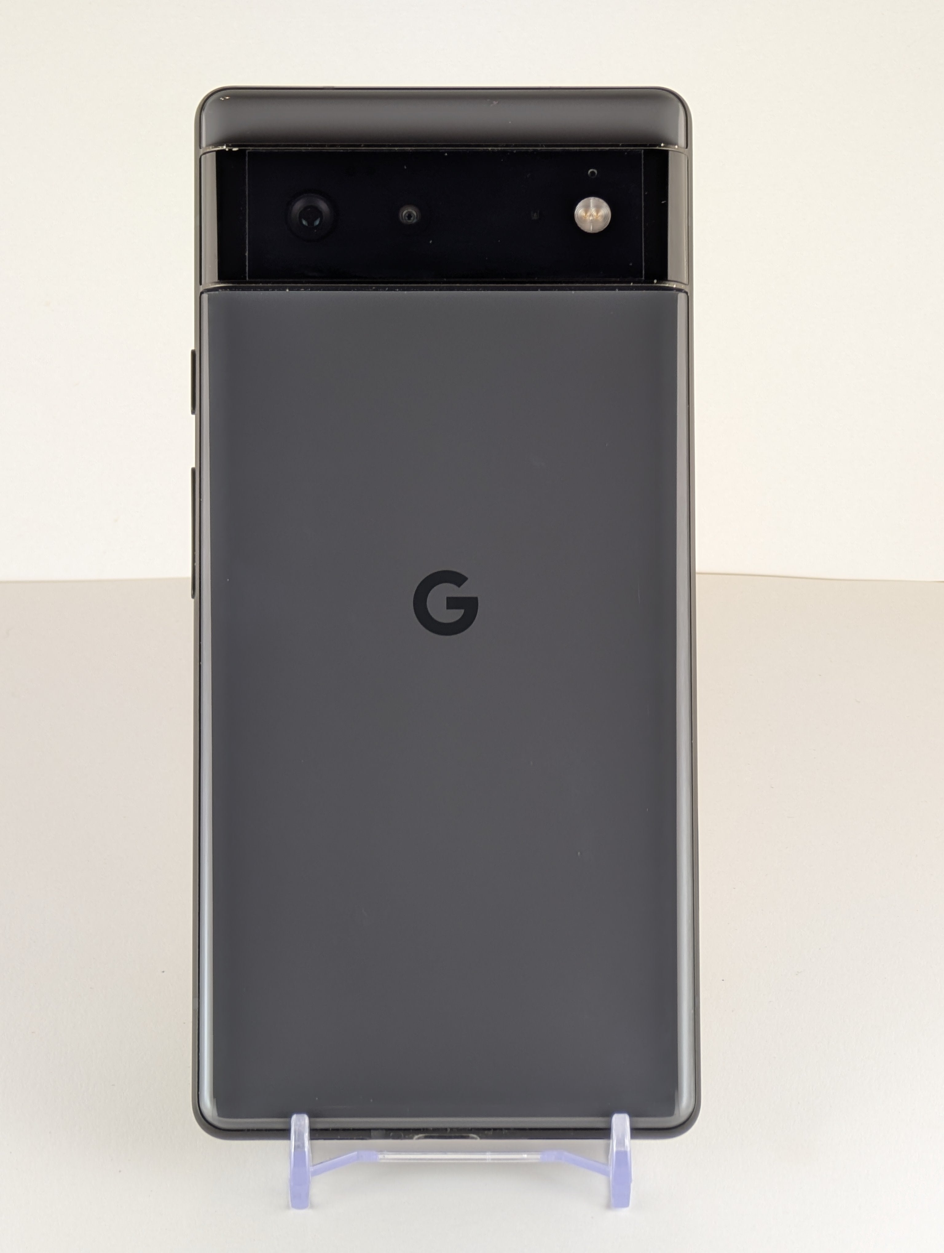 Degoogled Google Pixel 6